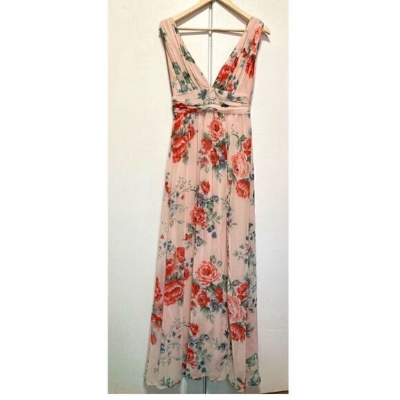 Lulus Garden Meandering Blush Floral Print
Maxi Dress - Picture 12 of 15